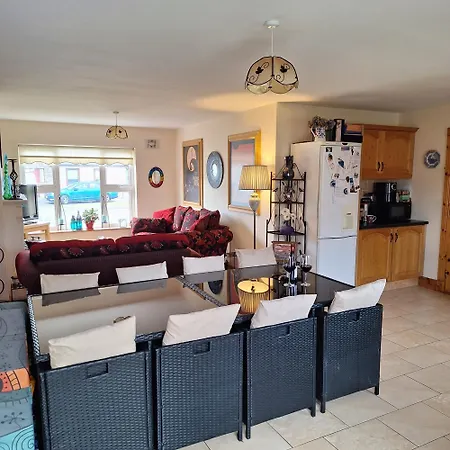 Comfortable Single In Listowel