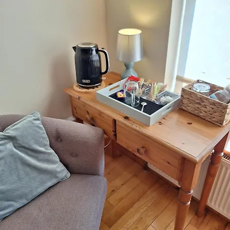 Comfortable Single In Проживание в семье Листоуэл