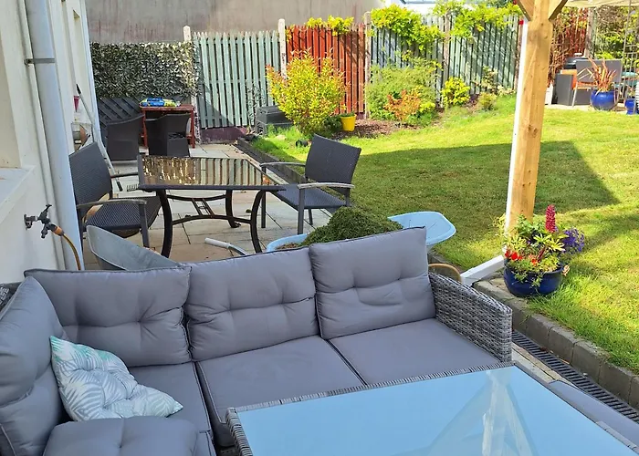 Comfortable Single In *