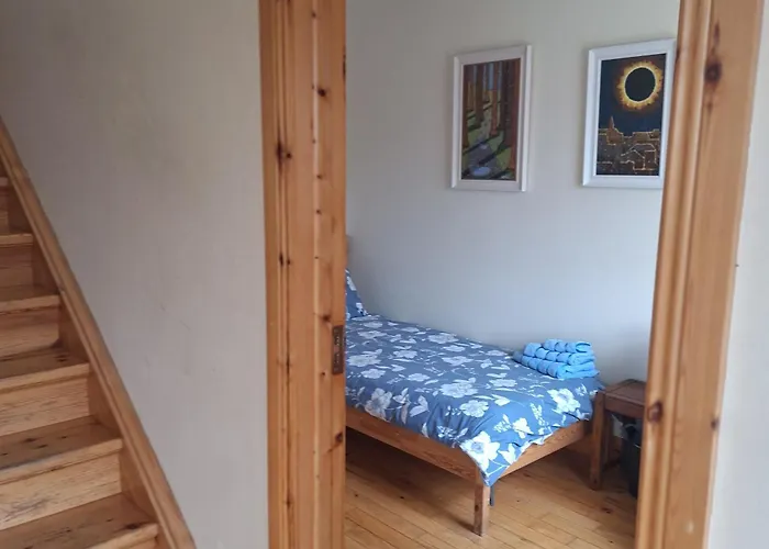 Comfortable Single In